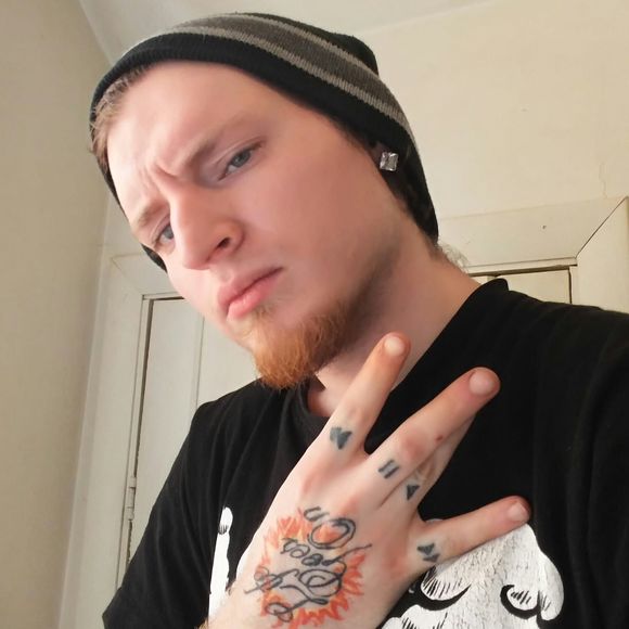 Meet your Posher, Tyler - Picture 1 of 1